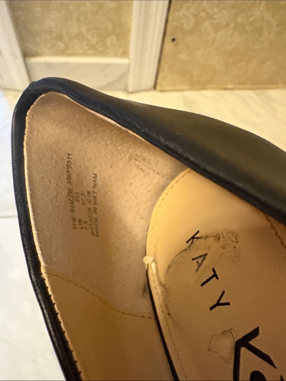 Katy Perry Black Pointed-Toe Pumps with Sculpted Gold Heel - Picture 6 of 6